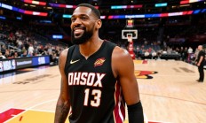 美记热火距离得到杜兰特，就差送出中锋韦尔